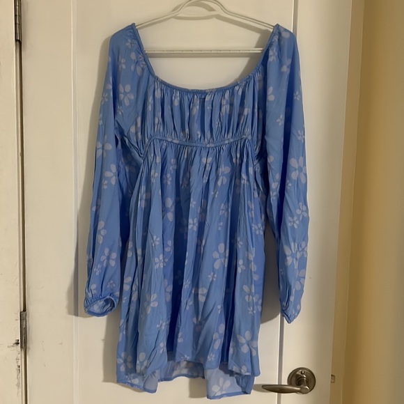 **TAGS STILL ON Floral Long-Sleeve Ring-Front Mini Dress - Picture 5 of 5